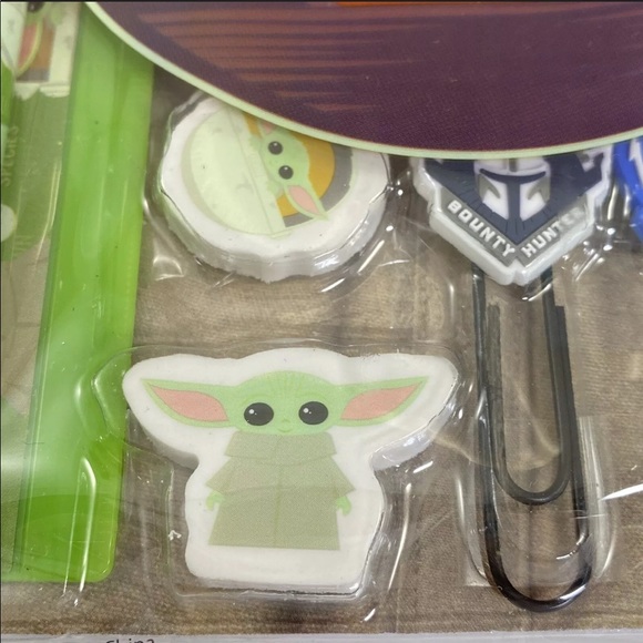 Star Wars The Mandalorian Stationery Set - Picture 6 of 7